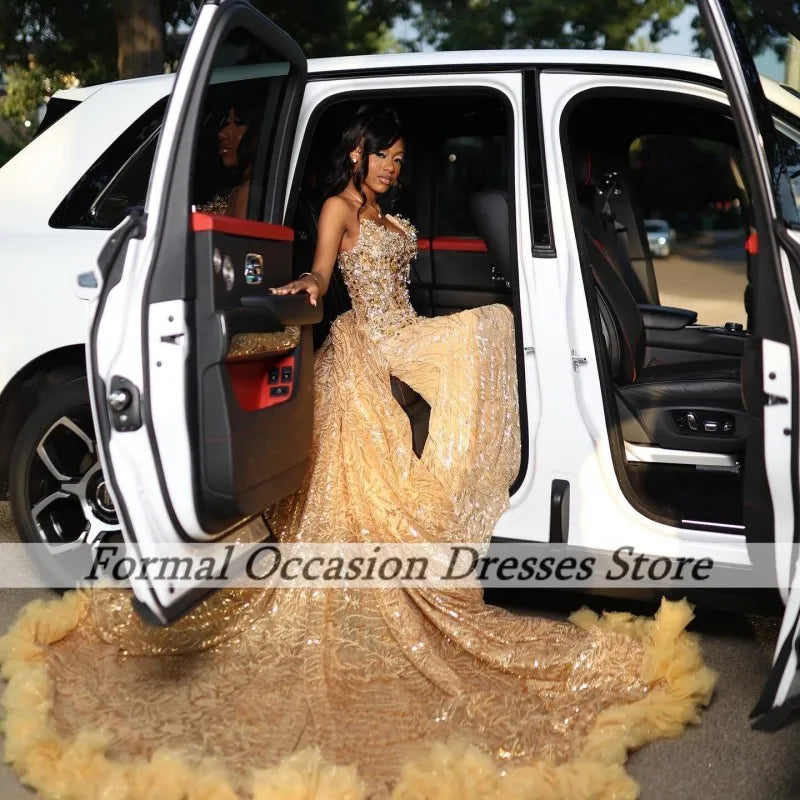 Luxurious Black Girls Prom Dresses With Detachable Train Sequin Crystal Party Gowns Satin Evening Dress Sweetheart Customized
