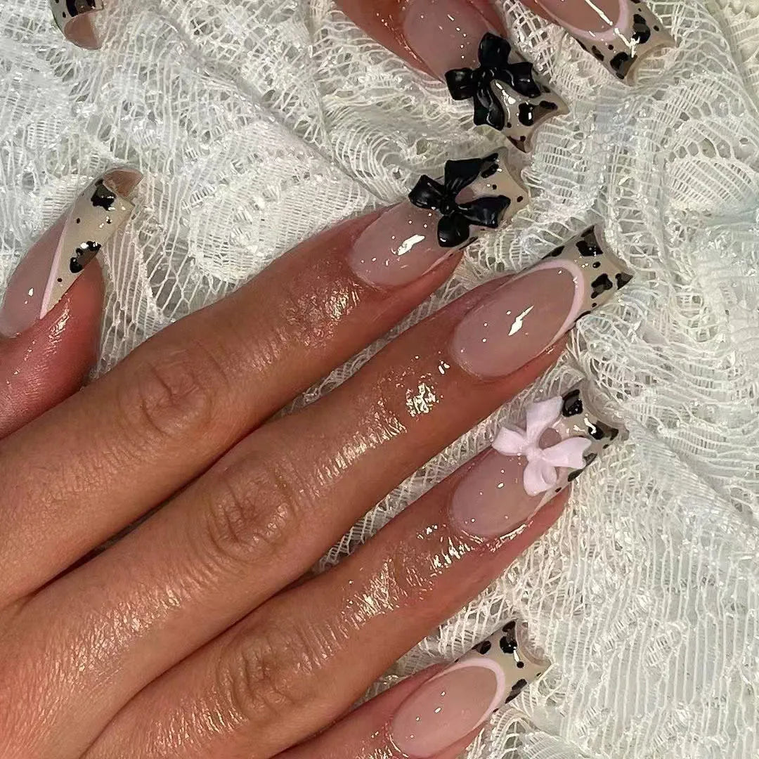 24pcs Press on Nails Short Almond Bowknot Black Press on Nails White Pearl Sweet French Tip Press on Nails Cute Nail Artificial
